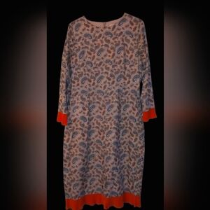 Dainty Jewell's. Size Large.